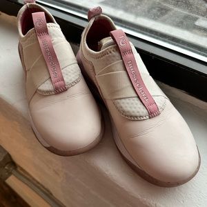 Cloves Pale Pink Shoes Size 6 - Preloved